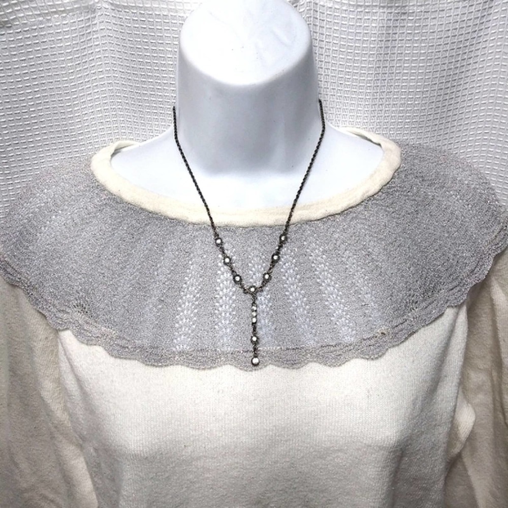 ROMANTIC Vintage Inspired Ivory SWEATER w Silver Metallic Mesh Collar Pearl L